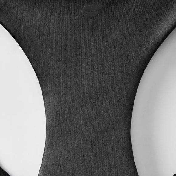 Fabletics workout top NWT. - Picture 2 of 4